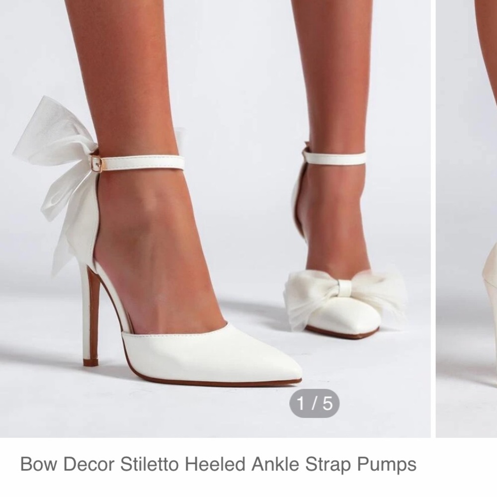 *NWT* White bridal heels